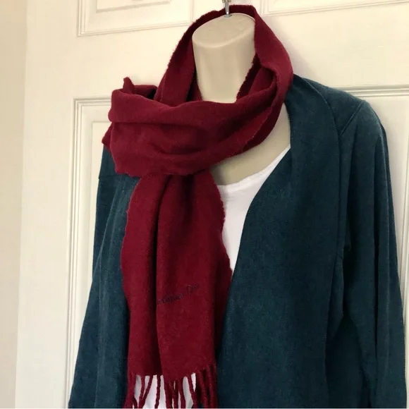 CHRISTIAN DIOR Vintage 100% Lambswool Burgundy 53" x 11.5 " Made Great Britain